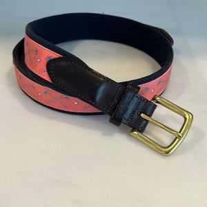 Vineyard Vines size 32 men’s golf belt